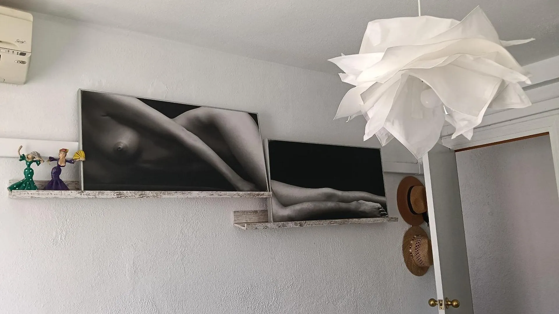 ホームステイ Coty'S Beach, Habitaciones En Casa Compartida ベナルマデナ